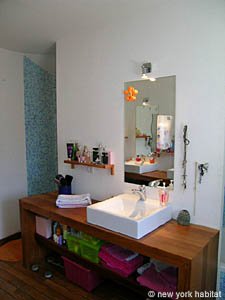 Sud de la France - Aix en Provence - Marseille - T6 - Villa logements location appartements - salle d'eau 4 (PR-908) photo 4 de 9