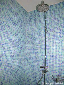 Sud de la France - Aix en Provence - Marseille - T6 - Villa logements location appartements - salle d'eau 4 (PR-908) photo 5 de 9