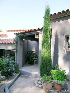 South France - Aix en Provence - Marseilles - 2 Bedroom - Villa apartment - other (PR-911) photo 1 of 33