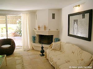 Sud della Francia - Provenza - Luberon - 3 Camere - Casa di campagna appartamento casa vacanze - soggiorno (PR-912) photo 2 di 11