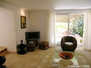Sud della Francia - Provenza - Luberon - 3 Camere - Casa di campagna appartamento casa vacanze - soggiorno (PR-912) photo 4 di 11