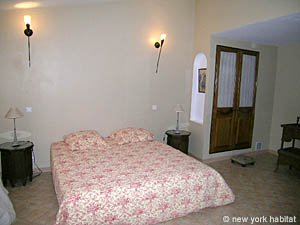 Sud della Francia - Provenza - Luberon - 3 Camere - Casa di campagna appartamento casa vacanze - camera 1 (PR-912) photo 2 di 6