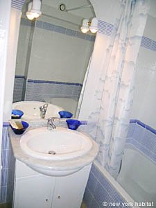 Sud della Francia - Provenza - Luberon - 3 Camere - Casa di campagna appartamento casa vacanze - bagno 2 (PR-912) photo 3 di 7