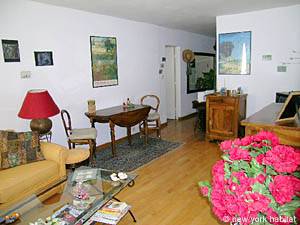 Sud della Francia - Provenza - 2 Camere da letto appartamento casa vacanze - soggiorno (PR-918) photo 10 di 13