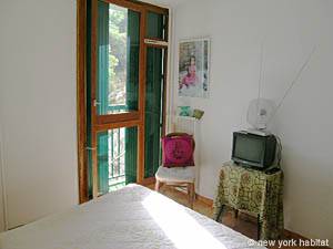 Sud della Francia - Provenza - 2 Camere da letto appartamento casa vacanze - camera 1 (PR-918) photo 6 di 9