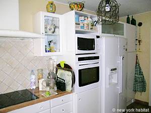 Sud della Francia - Provenza - 2 Camere da letto appartamento casa vacanze - cucina (PR-918) photo 9 di 12