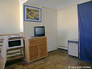 South of France - Provence - Studio apartment - living room (PR-921) photo 1 of 12 South of France - Provence - Studio apartment - living room (PR-921) photo 1 of 12
