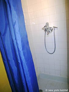 South of France - Provence - Studio apartment - bathroom (PR-921) photo 3 of 3 South of France - Provence - Studio apartment - bathroom (PR-921) photo 3 of 3