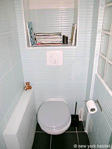 South France - Aix en Provence - Marseilles - 1 Bedroom accommodation - bathroom (PR-930) photo 6 of 6