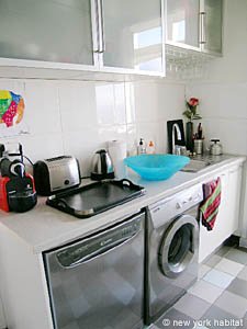 South France - Aix en Provence - Marseilles - 1 Bedroom accommodation - kitchen (PR-930) photo 2 of 14