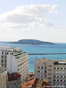 South France - Aix en Provence - Marseilles - 1 Bedroom accommodation - kitchen (PR-930) photo 13 of 14