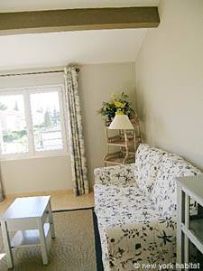 Sud de la France - Aix en Provence - Marseille - T2 logement location appartement - s&eacute;jour (PR-934) photo 4 sur 7