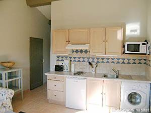 Sud de la France - Aix en Provence - Marseille - T2 logement location appartement - cuisine (PR-934) photo 1 sur 4