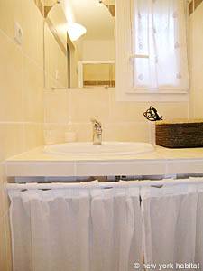 Sud della Francia - Aix en Provence - Marsiglia - 2 Camere da letto - Villa affitto bed breakfast - bagno 1 (PR-935) photo 2 di 5