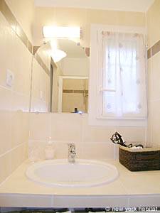 Sud della Francia - Aix en Provence - Marsiglia - 2 Camere da letto - Villa affitto bed breakfast - bagno 1 (PR-935) photo 5 di 5