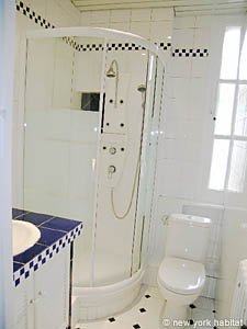 Sud della Francia - Costa Azzurra - 2 Camere da letto appartamento casa vacanze - bagno 1 (PR-936) photo 6 di 6