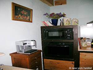 South of France - Provence - 2 Bedroom accommodation - kitchen (PR-939) photo 5 of 9 South of France - Provence - 2 Bedroom accommodation - kitchen (PR-939) photo 5 of 9