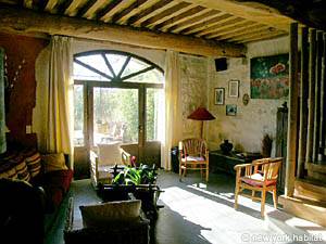 Sur de Francia - Alpilles - 2 Dormitorios alojamiento - sala (PR-940) photo 1 de 10