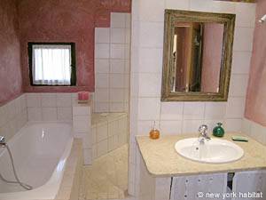 Sur de Francia - Alpilles - 2 Dormitorios alojamiento - ba&ntilde;o 2 (PR-940) photo 3 de 7