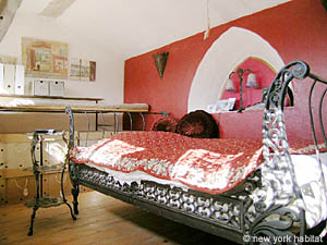 S&uuml;dfrankreich - Provence - Luberon - 2 Zimmer ferienwohnung - schlafzimmer (PR-941) photo 3 von 5