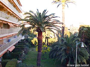 South France - French Riviera - Studio accommodation - living room (PR-943) photo 10 of 12