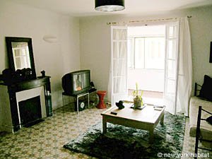 South France - Aix en Provence - Marseilles - 1 Bedroom accommodation - living room (PR-946) photo 4 of 10