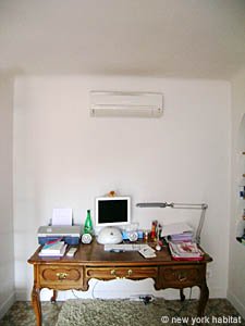 South France - Aix en Provence - Marseilles - 1 Bedroom accommodation - living room (PR-946) photo 7 of 10