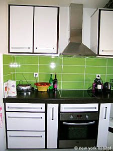 South France - Aix en Provence - Marseilles - 1 Bedroom accommodation - kitchen (PR-946) photo 3 of 8