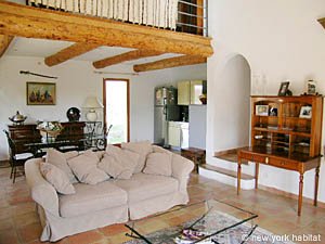 S&uuml;dfrankreich - Provence - Luberon - 4 Zimmer - Villa wohnungsvermietung - wohnzimmer (PR-947) photo 2 von 9