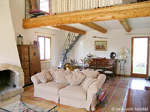 S&uuml;dfrankreich - Provence - Luberon - 4 Zimmer - Villa wohnungsvermietung - wohnzimmer (PR-947) photo 3 von 9