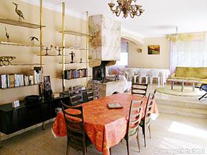 South France - French Riviera - 3 Bedroom - Villa accommodation - living room (PR-948) photo 9 of 11