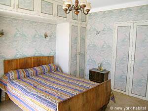 South France - French Riviera - 3 Bedroom - Villa accommodation - bedroom 1 (PR-948) photo 1 of 3