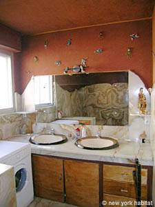 South France - French Riviera - 3 Bedroom - Villa accommodation - bathroom 1 (PR-948) photo 1 of 3