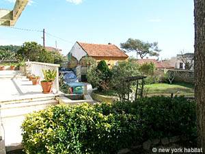 South France - French Riviera - 3 Bedroom - Villa accommodation - other (PR-948) photo 10 of 18