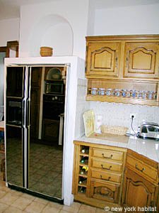 South France - French Riviera - 4 Bedroom - Villa accommodation - kitchen (PR-951) photo 2 of 6