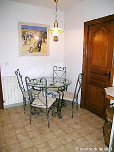 South France - French Riviera - 4 Bedroom - Villa accommodation - kitchen (PR-951) photo 4 of 6