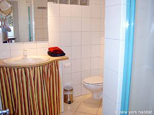 S&uuml;dfrankreich - C&ocirc;te d'Azur - 3 Zimmer ferienwohnung - badezimmer 1 (PR-952) photo 1 von 1