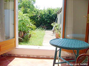 South France - Camargue - Blue Coast - 2 Bedroom - Duplex - Villa accommodation - bedroom 2 (PR-956) photo 7 of 8