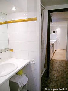 S&uuml;dfrankreich - Aix en Provence - Marseille - 2 Zimmer wohnungsvermietung - badezimmer (PR-957) photo 1 von 6