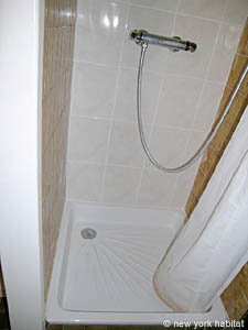 S&uuml;dfrankreich - Aix en Provence - Marseille - 2 Zimmer wohnungsvermietung - badezimmer (PR-957) photo 4 von 6