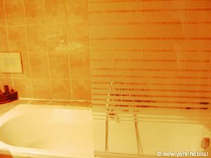 S&uuml;dfrankreich - Aix en Provence - Marseille - 4 Zimmer ferienwohnung - badezimmer 1 (PR-960) photo 2 von 3