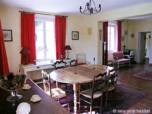 South France - Aix en Provence - Marseilles - 4 Bedroom - Villa apartment - living room (PR-961) photo 10 of 12