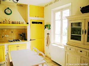 South France - Aix en Provence - Marseilles - 4 Bedroom - Villa apartment - kitchen (PR-961) photo 3 of 10