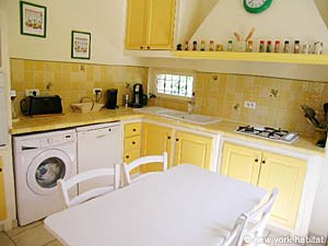 South France - Aix en Provence - Marseilles - 4 Bedroom - Villa apartment - kitchen (PR-961) photo 5 of 10