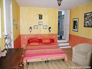 South France - Aix en Provence - Marseilles - 4 Bedroom - Villa apartment - bedroom 1 (PR-961) photo 1 of 6