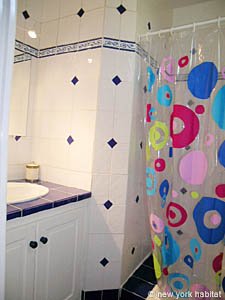 South France - Aix en Provence - Marseilles - 4 Bedroom - Villa apartment - bathroom 1 (PR-961) photo 2 of 4