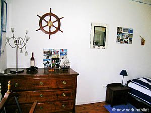 South France - Aix en Provence - Marseilles - 4 Bedroom - Villa apartment - bedroom 4 (PR-961) photo 3 of 4