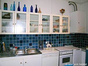 South France - French Riviera - 3 Bedroom apartment - kitchen (PR-964) photo 3 of 7