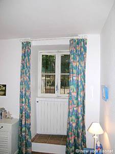 South France - French Riviera - 3 Bedroom apartment - bedroom 1 (PR-964) photo 6 of 6