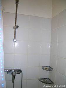 South France - French Riviera - 3 Bedroom apartment - bathroom 2 (PR-964) photo 5 of 6